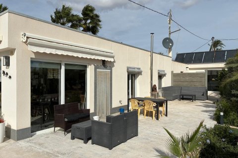 Villa pārdošanā Alicante, Spānijā 5 istabas, 180 m2 Nr. 168410 - attēls 3