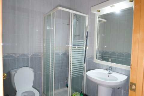Huoneisto myytävänä Tona, Barcelona, Espanja, 3 makuuhuonetta, 125 m2 No. 192354 - kuva 11