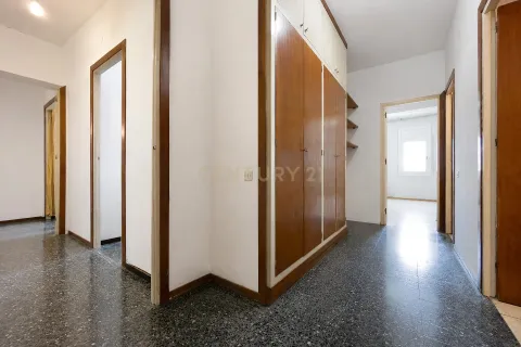 Huoneisto myytävänä Barcelona, Espanja, 2 makuuhuonetta, 109 m2 No. 192356 - kuva 20