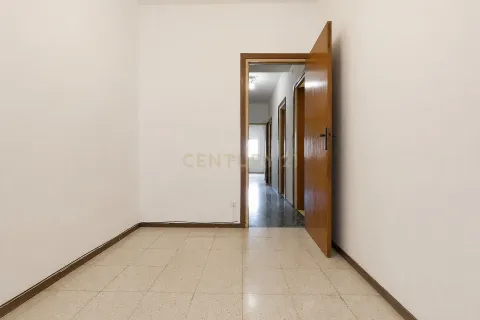 Huoneisto myytävänä Barcelona, Espanja, 2 makuuhuonetta, 109 m2 No. 192356 - kuva 19