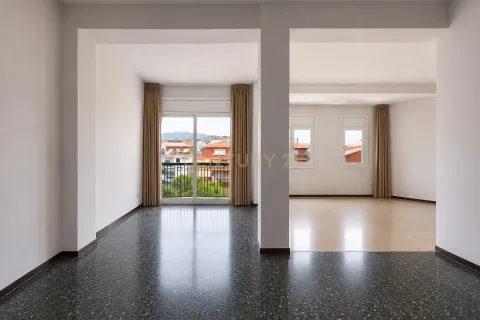 Huoneisto Barcelona, Espanja 2 makuuhuonetta, 109 m2 No. 192356