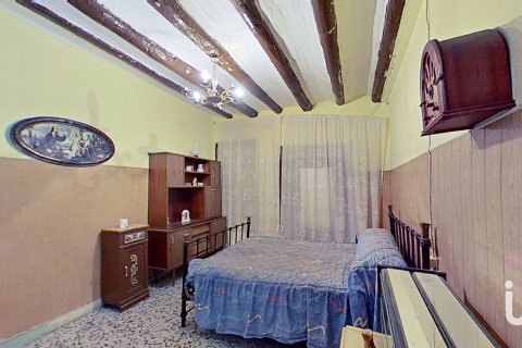Townhouse for sale in Zaragoza, Spain 4 bedrooms, 145 sq.m. No. 186158 - photo 10