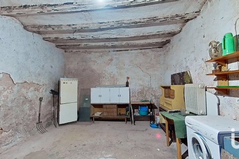 Townhouse for sale in Zaragoza, Spain 4 bedrooms, 145 sq.m. No. 186158 - photo 25