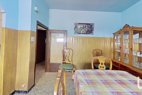 Townhouse for sale in Zaragoza, Spain 4 bedrooms, 145 sq.m. No. 186158 - photo 15