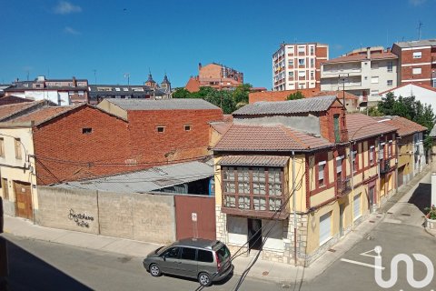 Apartment for sale in Astorga, Leon, Spain 3 bedrooms, 130 sq.m. No. 186156 - photo 22