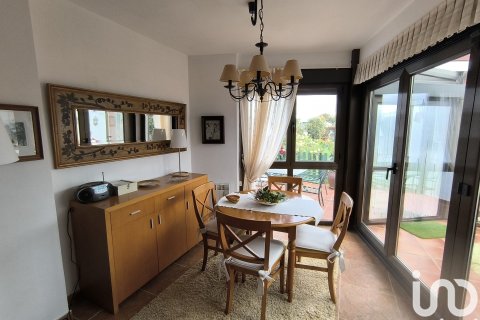 House for sale in Villamoratiel De Las Matas, Leon, Spain 3 bedrooms, 154 sq.m. No. 186160 - photo 3