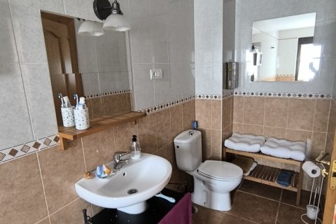 House for sale in Villamoratiel De Las Matas, Leon, Spain 3 bedrooms, 154 sq.m. No. 186160 - photo 16