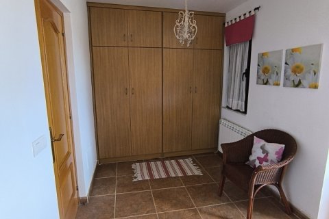 House for sale in Villamoratiel De Las Matas, Leon, Spain 3 bedrooms, 154 sq.m. No. 186160 - photo 18