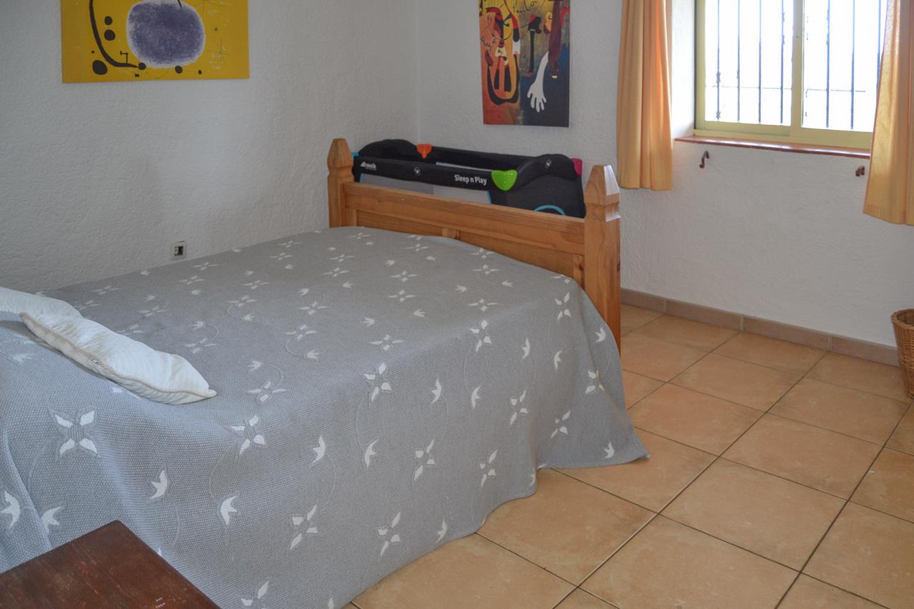 Villa en Pedreguer, Alicante, España 6 dormitorios, 288 m2 No. 78739