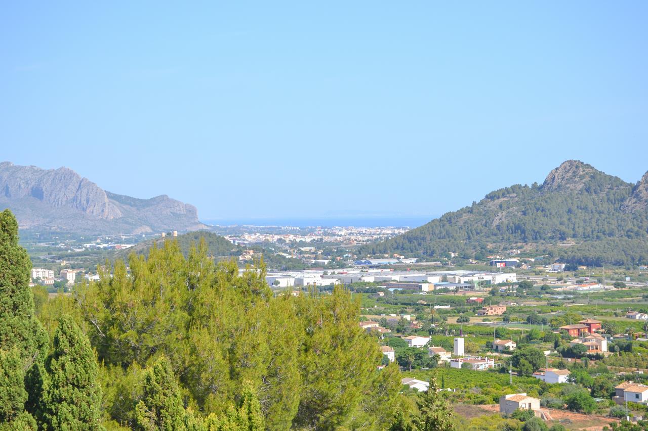 Villa en Pedreguer, Alicante, España 6 dormitorios, 288 m2 No. 78739