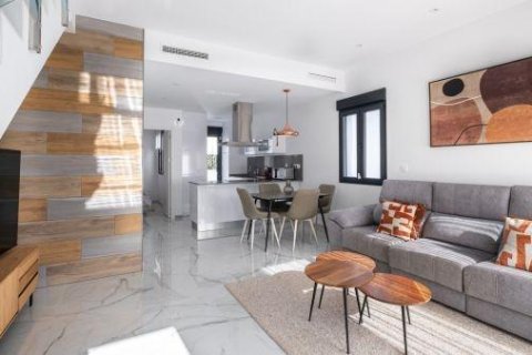 Villa en venta Torrevieja, Alicante, España 3 dormitorios, 106 m2 No. 137771 - foto 5