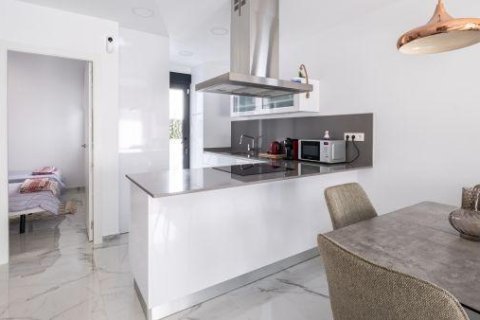 Villa en venta Torrevieja, Alicante, España 3 dormitorios, 106 m2 No. 137771 - foto 6
