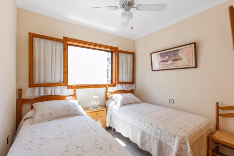 Villa for sale Torrevieja, Alicante, Spain 3 bedrooms,  No. 137769 - photo 11