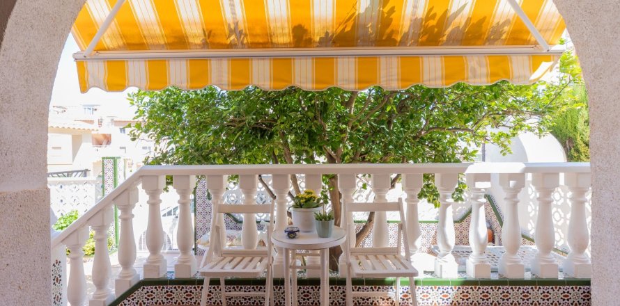 Villa a Torrevieja, Alicante, Spagna 3 camere da letto, N° 137769