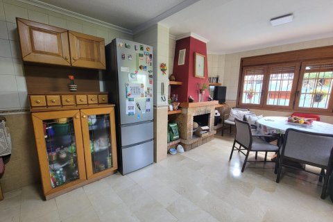Villa for sale Torrevieja, Alicante, Spain 4 bedrooms, 175 sq.m. No. 137767 - photo 11
