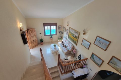 Villa for sale Torrevieja, Alicante, Spain 4 bedrooms, 175 sq.m. No. 137767 - photo 26