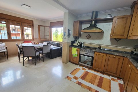 Villa for sale Torrevieja, Alicante, Spain 4 bedrooms, 175 sq.m. No. 137767 - photo 16