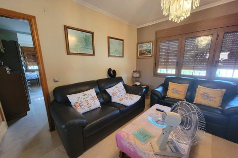 Villa for sale Torrevieja, Alicante, Spain 4 bedrooms, 175 sq.m. No. 137767 - photo 17
