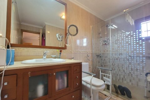 Villa for sale Torrevieja, Alicante, Spain 4 bedrooms, 175 sq.m. No. 137767 - photo 22