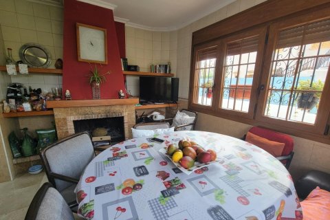 Villa for sale Torrevieja, Alicante, Spain 4 bedrooms, 175 sq.m. No. 137767 - photo 13