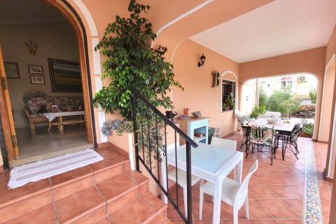 Villa for sale Torrevieja, Alicante, Spain 4 bedrooms, 175 sq.m. No. 137767 - photo 2