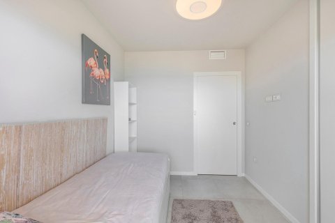 Huoneisto myytävänä Torre de la Horadada, Alicante, Espanja, 2 makuuhuonetta, 80 m2 No. 168746 - kuva 18
