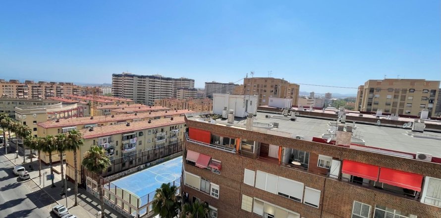Dzīvoklis Alicante, Spānijā 2 istabas, 101 m2 Nr. 168745