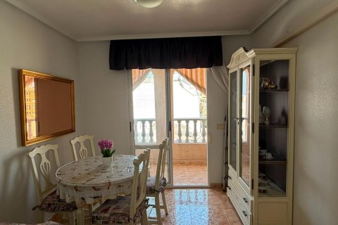 Продажа квартиры в Торревьеха, Аликанте, Испания 2 спальни, 80м2 №190843 - фото 3