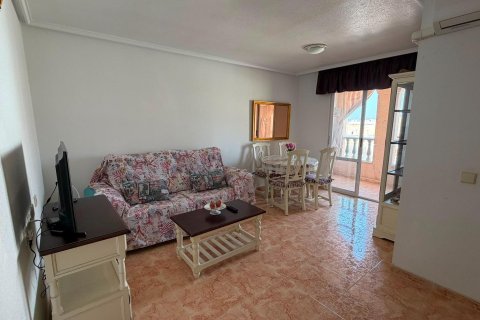 Квартира в Торревьеха, Аликанте, Испания 2 спальни, 80м2 №190843