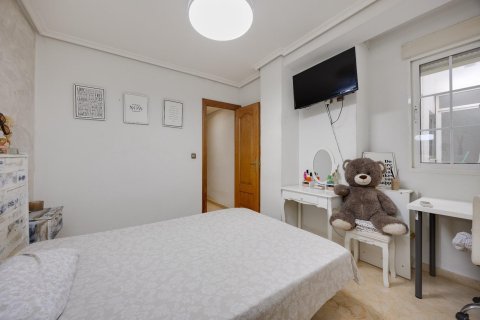 Apartamento en venta en Torrevieja, Alicante, España 3 dormitorios, 112 m2 No. 190844 - foto 16