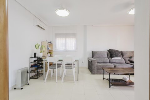 Villa à vendre à Torrevieja, Alicante, Espagne, 2 chambres, 79 m2 No. 190841 - photo 4