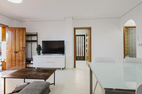 Villa à Torrevieja, Alicante, Espagne 2 chambres, 79 m2 No. 190841