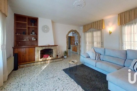 Casa a Banyeres Del Penedes, Tarragona, Spagna 4 camere da letto, 324 mq. N° 153073