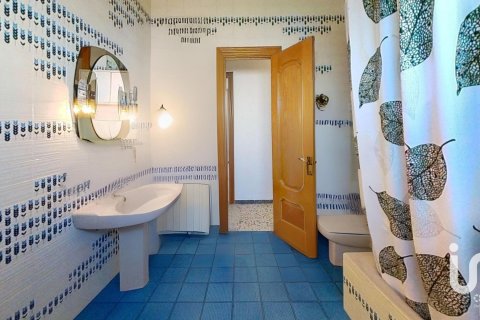 Māja pārdošanā Banyeres Del Penedes, Tarragona, Spānijā 4 istabas, 324 m2 Nr. 153073 - attēls 13