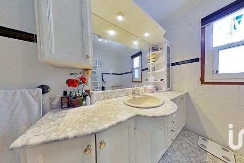 Продажа дома в Аликанте, Испания 3 спальни, 223м2 №153068 - фото 12