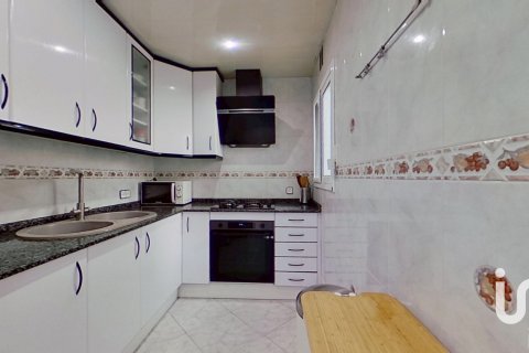 Lägenhet till salu i El Vendrell, Tarragona, Spanien 4 sovrum, 111 kvm. Nr. 153069 - foto 21