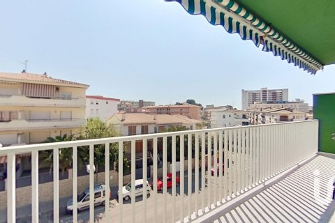 Lägenhet till salu i El Vendrell, Tarragona, Spanien 4 sovrum, 111 kvm. Nr. 153069 - foto 6