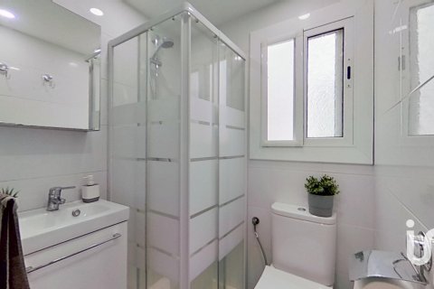 Lägenhet till salu i El Vendrell, Tarragona, Spanien 4 sovrum, 111 kvm. Nr. 153069 - foto 16