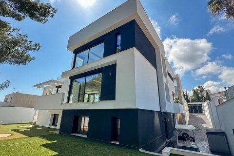 Villa à vendre à Villamartin, Alicante, Espagne, 4 chambres, 527 m2 No. 188916 - photo 3
