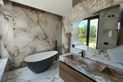 Villa à vendre à Villamartin, Alicante, Espagne, 4 chambres, 527 m2 No. 188916 - photo 26