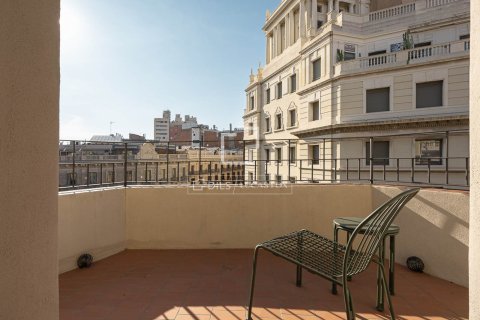 Apartment à vendre à Barcelona, Espagne, 2 chambres, 142 m2 No. 150568 - photo 17