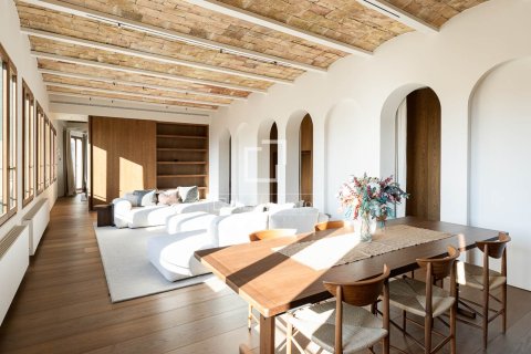 Apartment à vendre à Barcelona, Espagne, 2 chambres, 142 m2 No. 150568 - photo 3