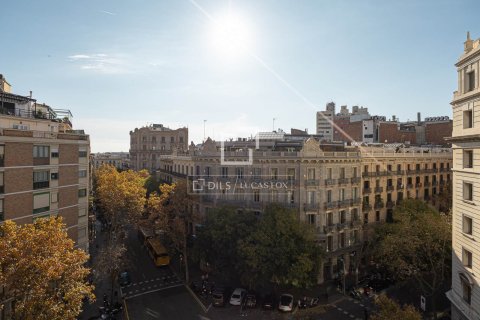 Apartment à vendre à Barcelona, Espagne, 2 chambres, 142 m2 No. 150568 - photo 23
