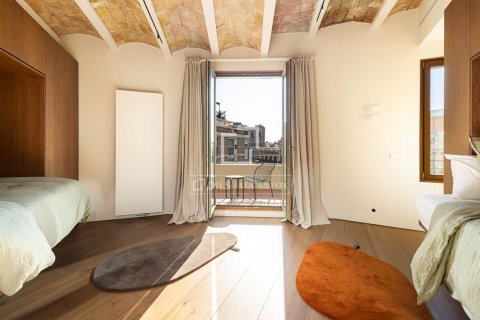 Apartment à vendre à Barcelona, Espagne, 2 chambres, 142 m2 No. 150568 - photo 28