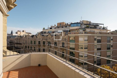 Apartment à vendre à Barcelona, Espagne, 2 chambres, 142 m2 No. 150568 - photo 30