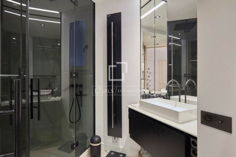 Apartamento en venta en Barcelona, España 3 dormitorios, 113 m2 No. 150572 - foto 3