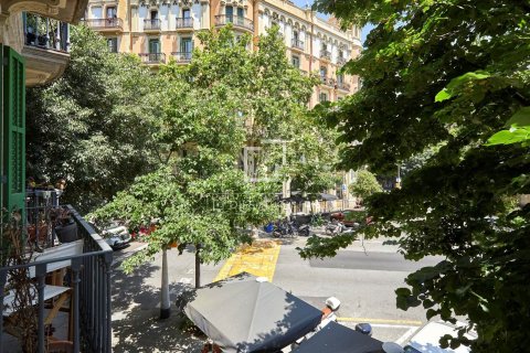 Apartamento en venta en Barcelona, España 3 dormitorios, 113 m2 No. 150572 - foto 25