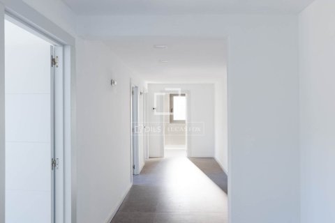 Villa for sale in Cabrils, Barcelona, Spain 4 bedrooms, 326 sq.m. No. 150569 - photo 17