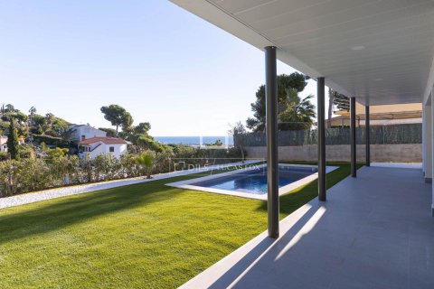 Villa for sale in Cabrils, Barcelona, Spain 4 bedrooms, 326 sq.m. No. 150569 - photo 20