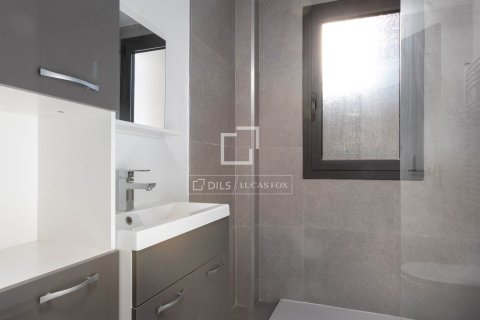 Villa for sale in Cabrils, Barcelona, Spain 4 bedrooms, 326 sq.m. No. 150569 - photo 16